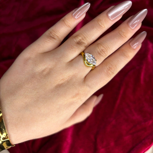 Novara Ring- Adjustable